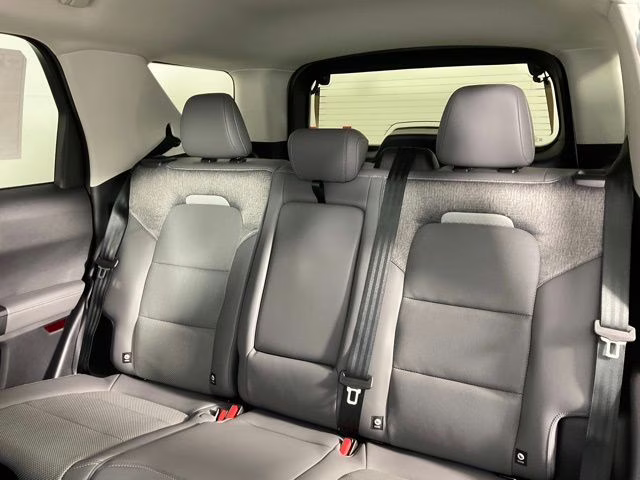 2025 Oxford White Ford Bronco Sport Badlands 4X4 SUV