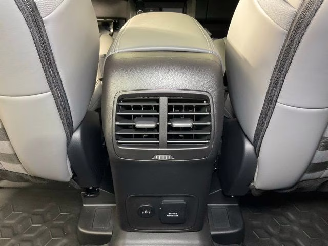 2025 Oxford White Ford Bronco Sport Badlands 4X4 SUV