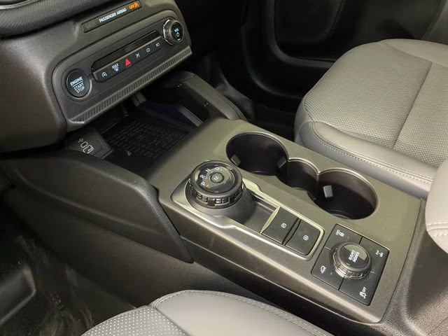 2025 Oxford White Ford Bronco Sport Badlands 4X4 SUV