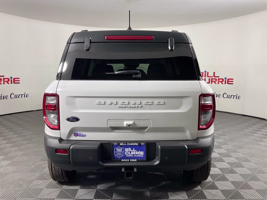 2025 Oxford White Ford Bronco Sport Badlands 4X4 SUV