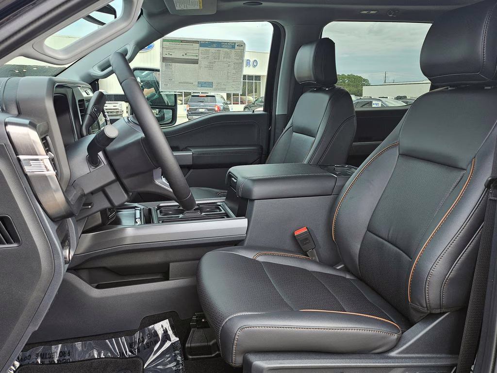 2026 Agate Black Metallic Ford Super Duty F-250 SRW Lariat 4X4 Truck