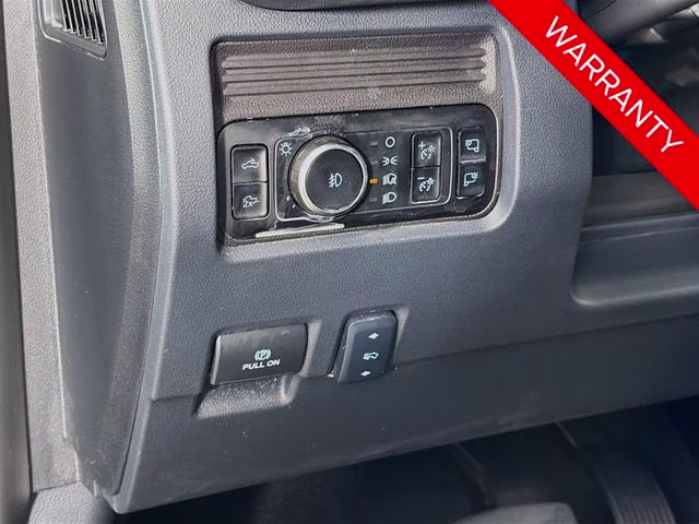 2025 Gray Metallic Ford Super Duty F-250 SRW Lariat 4X4 Truck