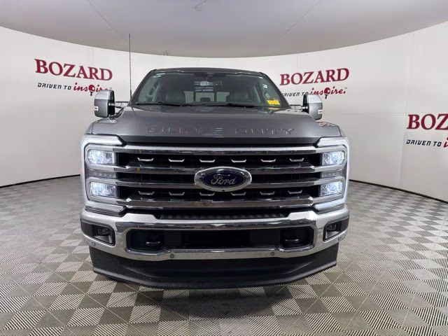 2025 Gray Metallic Ford Super Duty F-250 SRW Lariat 4X4 Truck
