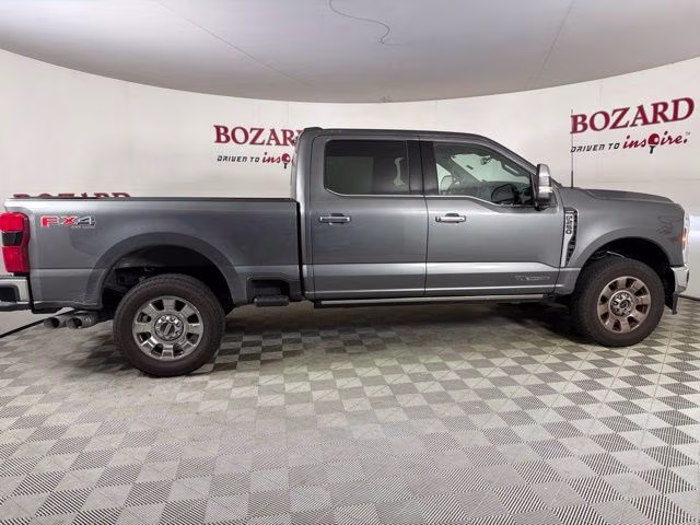 2025 Gray Metallic Ford Super Duty F-250 SRW Lariat 4X4 Truck