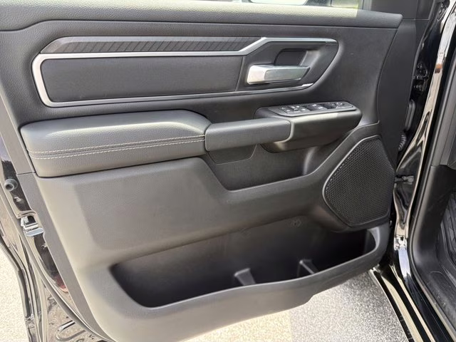 2026 Diamond Black Crystal Pearlcoat Ram 1500 Big Horn 4X4 Truck