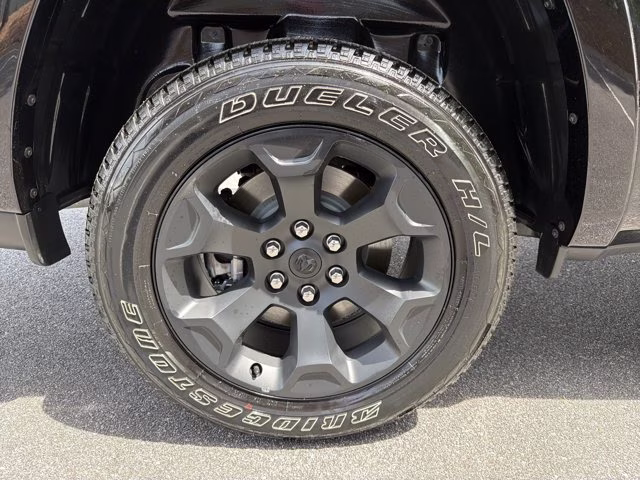 2026 Diamond Black Crystal Pearlcoat Ram 1500 Big Horn 4X4 Truck