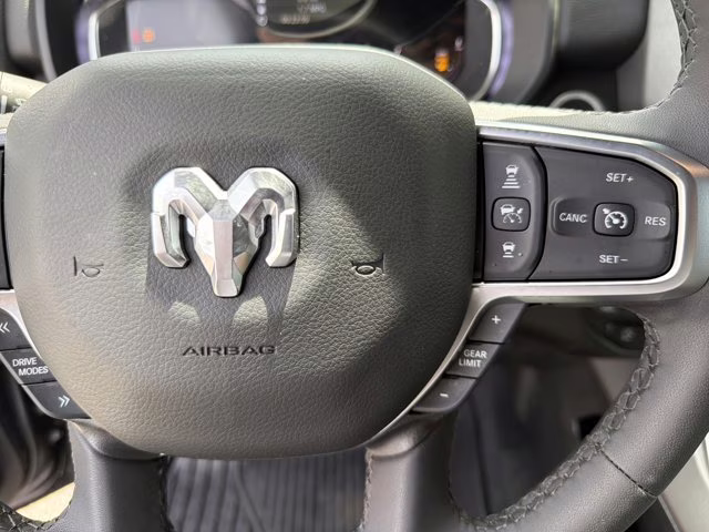 2026 Diamond Black Crystal Pearlcoat Ram 1500 Big Horn 4X4 Truck