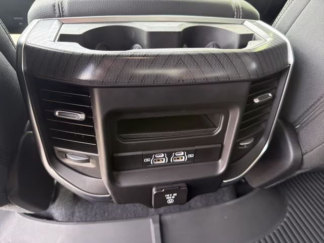 2026 Diamond Black Crystal Pearlcoat Ram 1500 Big Horn 4X4 Truck