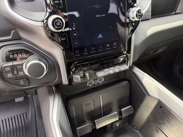 2026 Diamond Black Crystal Pearlcoat Ram 1500 Big Horn 4X4 Truck