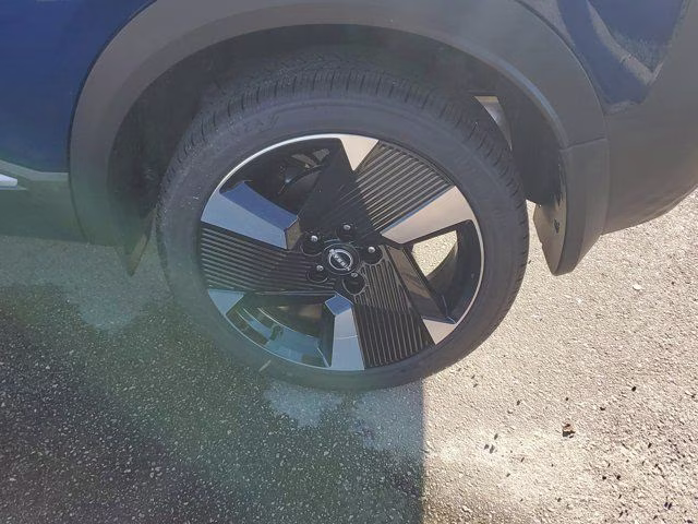 2026 Deep Blue Pearl Nissan Kicks SR FWD SUV