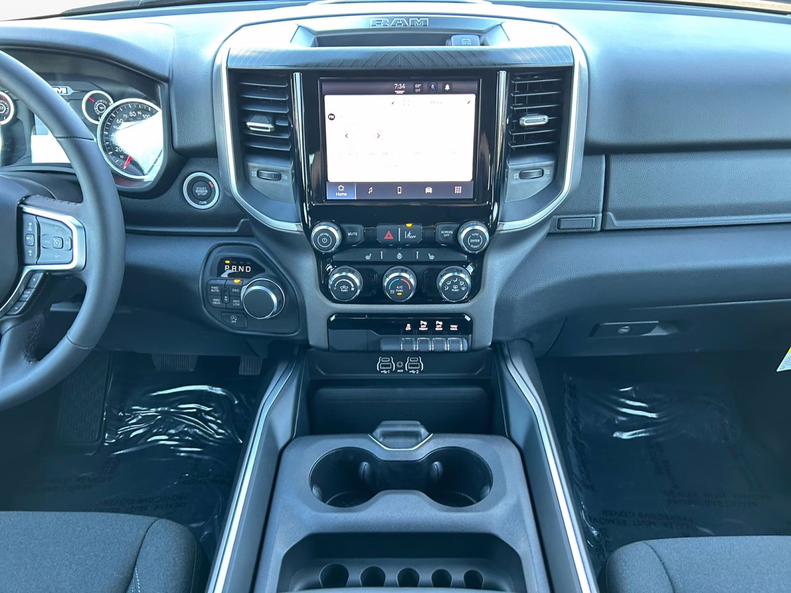 2026 Granite Crystal Metallic Clearcoat Ram 1500 Big Horn/Lone Star 4X4 Truck