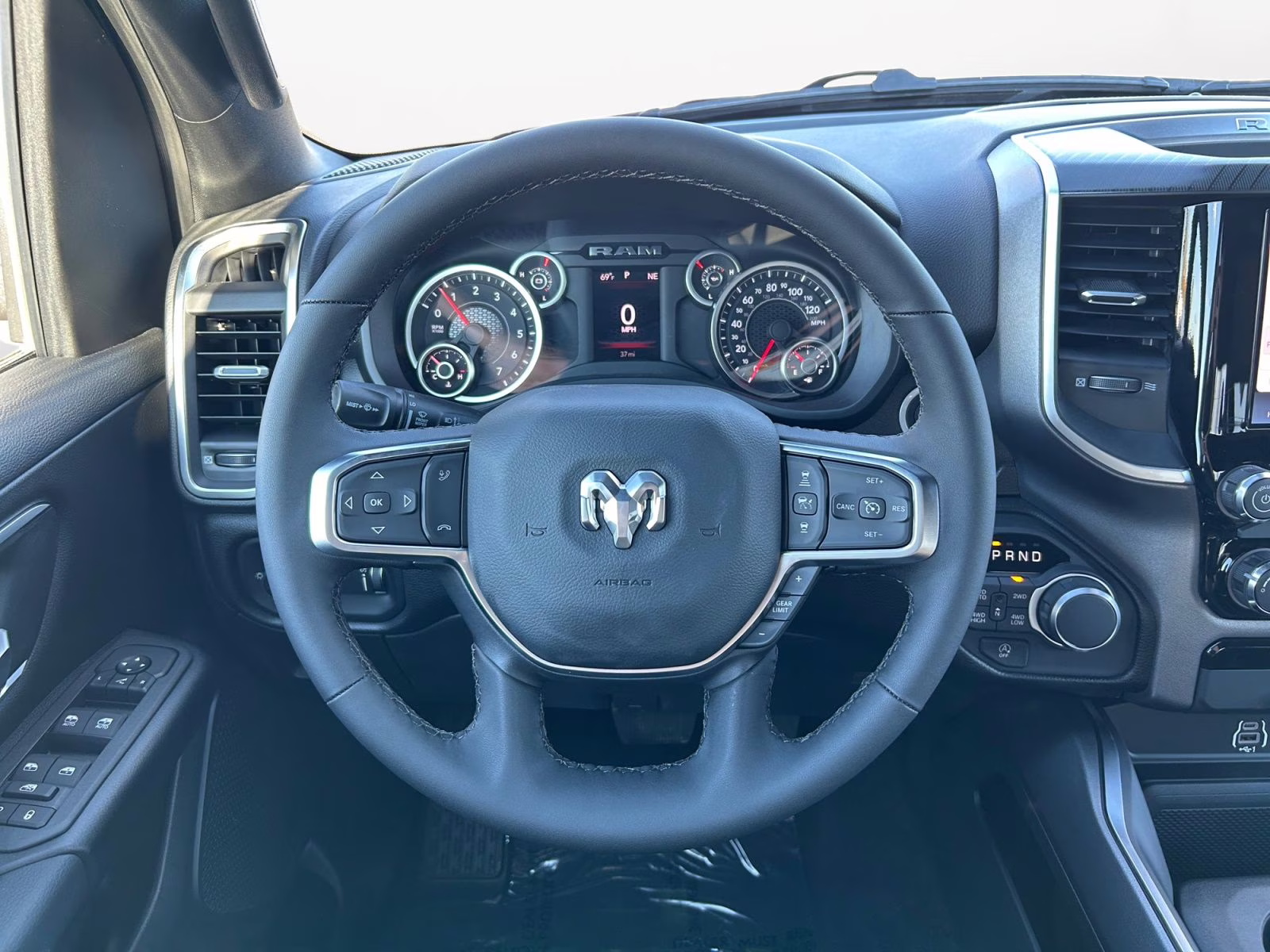 2026 Granite Crystal Metallic Clearcoat Ram 1500 Big Horn/Lone Star 4X4 Truck