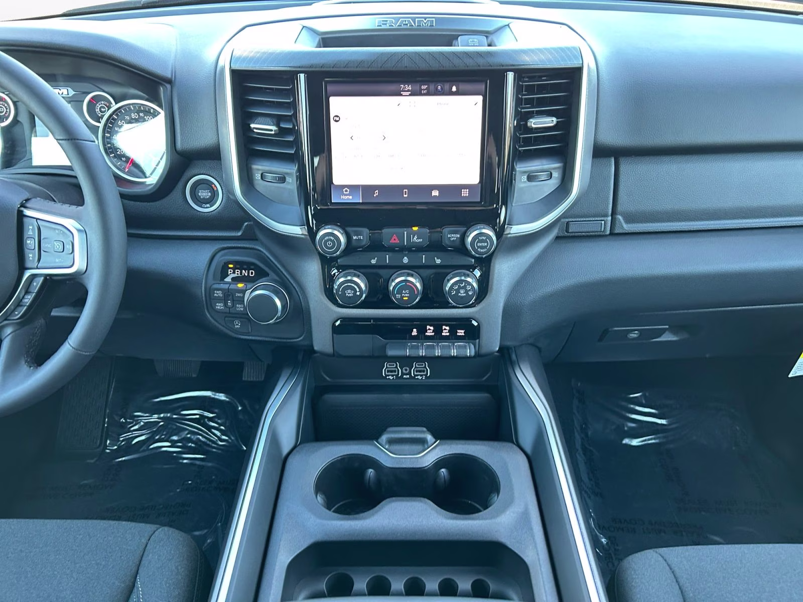 2026 Granite Crystal Metallic Clearcoat Ram 1500 Big Horn/Lone Star 4X4 Truck