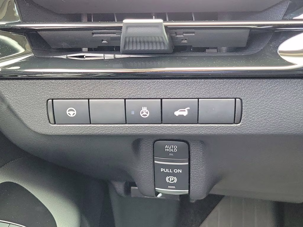 2025 Everest White Pearl Tricoat Nissan Murano SL AWD SUV