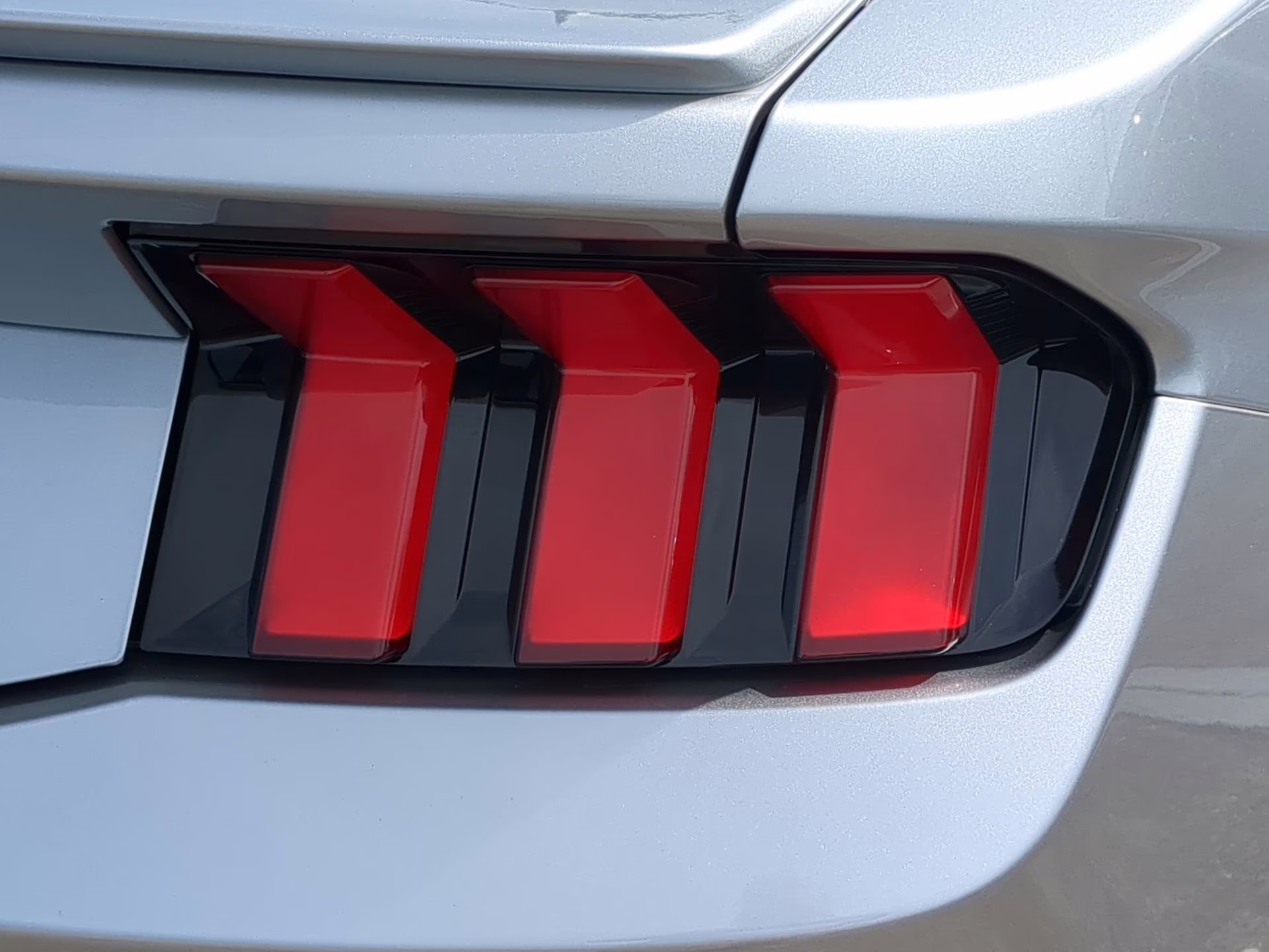 2025 Iconic Silver Metallic Ford Mustang EcoBoost Premium RWD Coupe