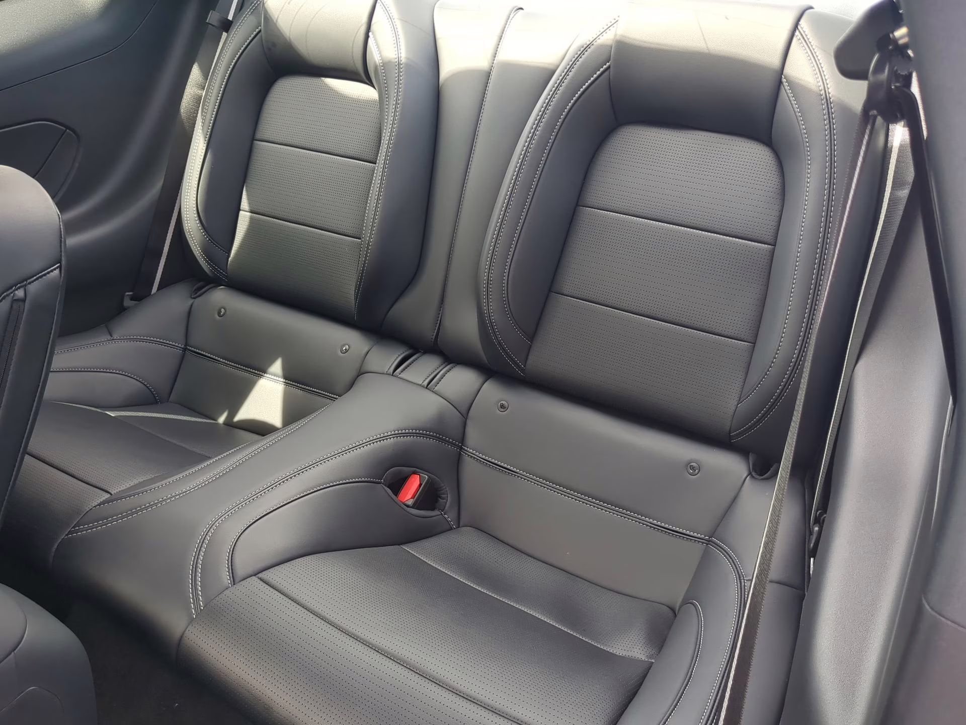 2025 Iconic Silver Metallic Ford Mustang EcoBoost Premium RWD Coupe