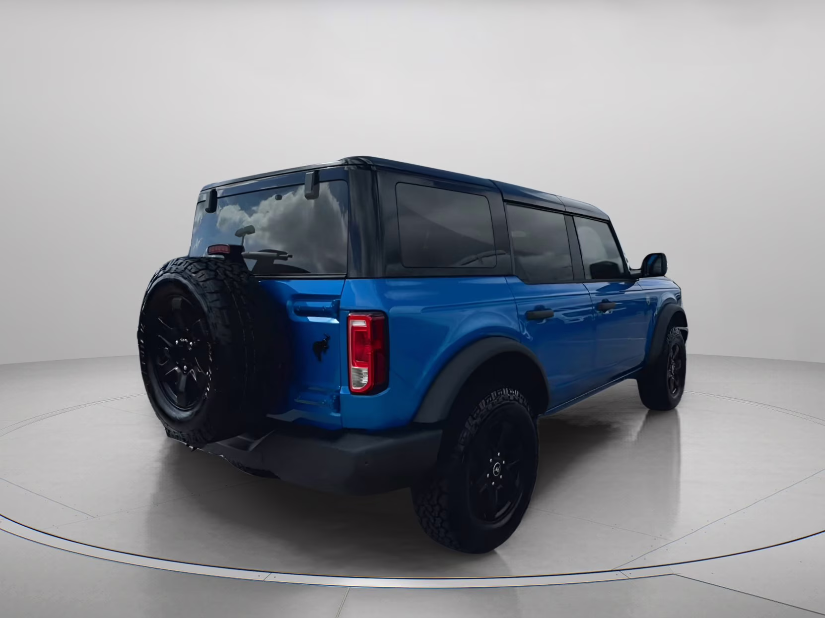 2025 Velocity Blue Metallic Ford Bronco Big Bend 4X4 Convertible