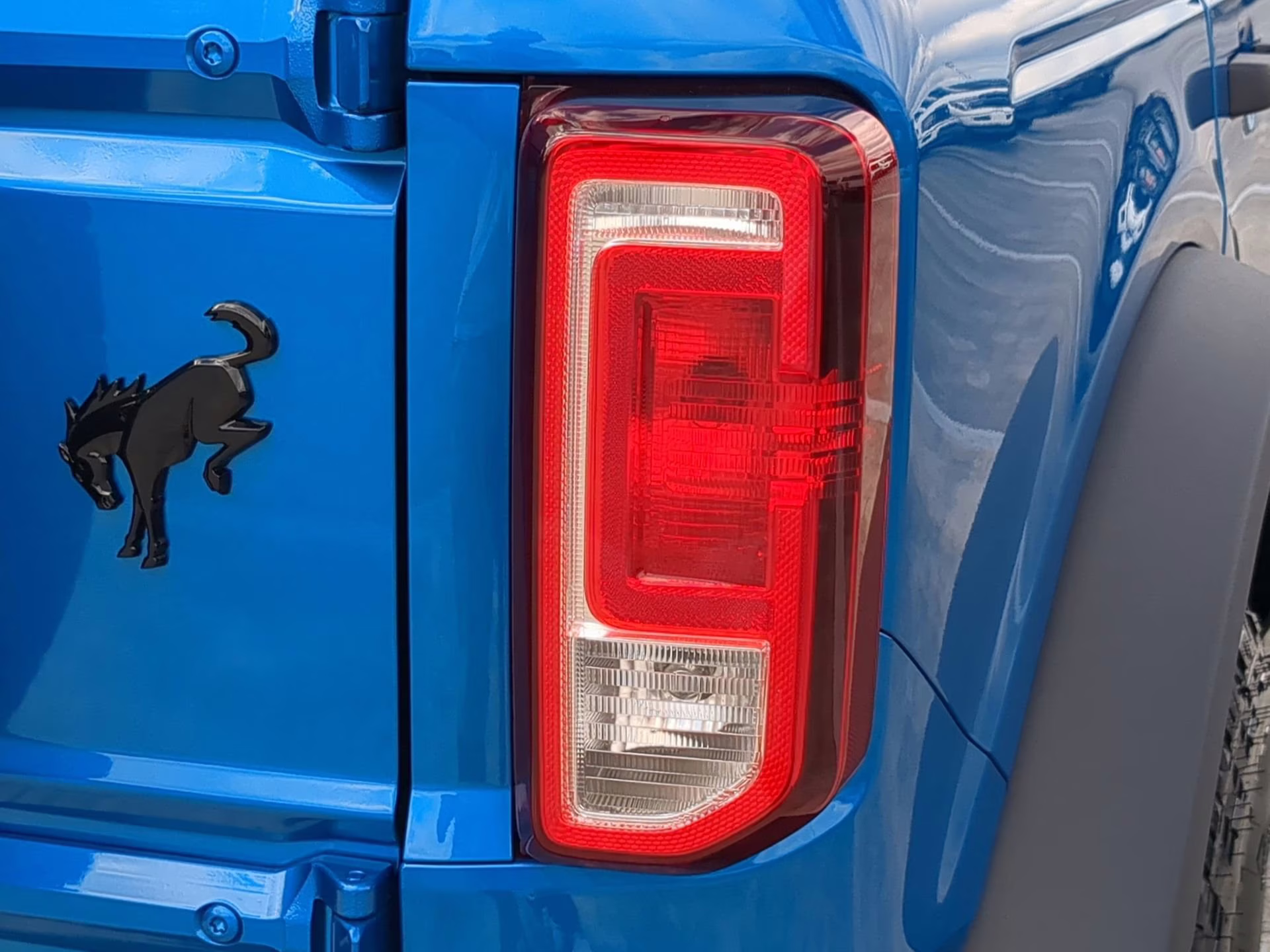 2025 Velocity Blue Metallic Ford Bronco Big Bend 4X4 Convertible