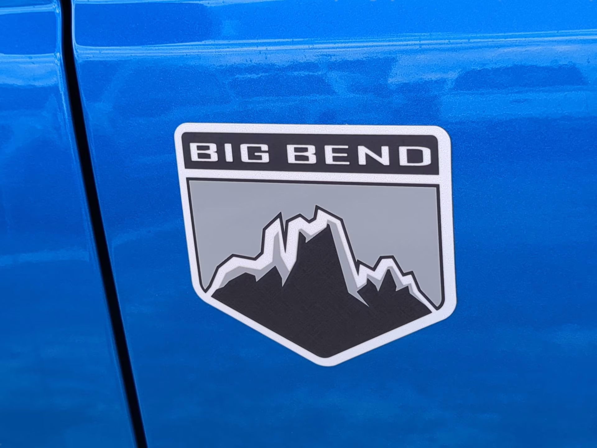 2025 Velocity Blue Metallic Ford Bronco Big Bend 4X4 Convertible