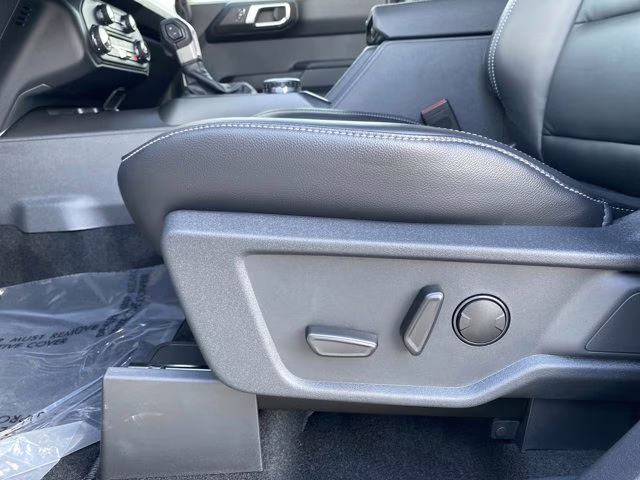 2025 Desert Sand Ford Bronco Outer Banks 4X4 Convertible