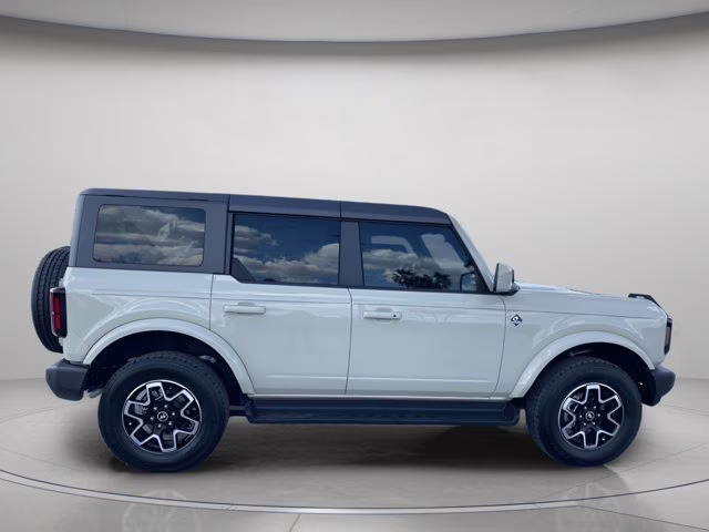 2025 Desert Sand Ford Bronco Outer Banks 4X4 Convertible