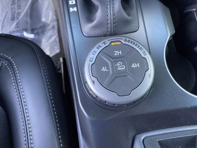 2025 Desert Sand Ford Bronco Outer Banks 4X4 Convertible