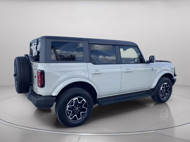 2025 Desert Sand Ford Bronco Outer Banks 4X4 Convertible