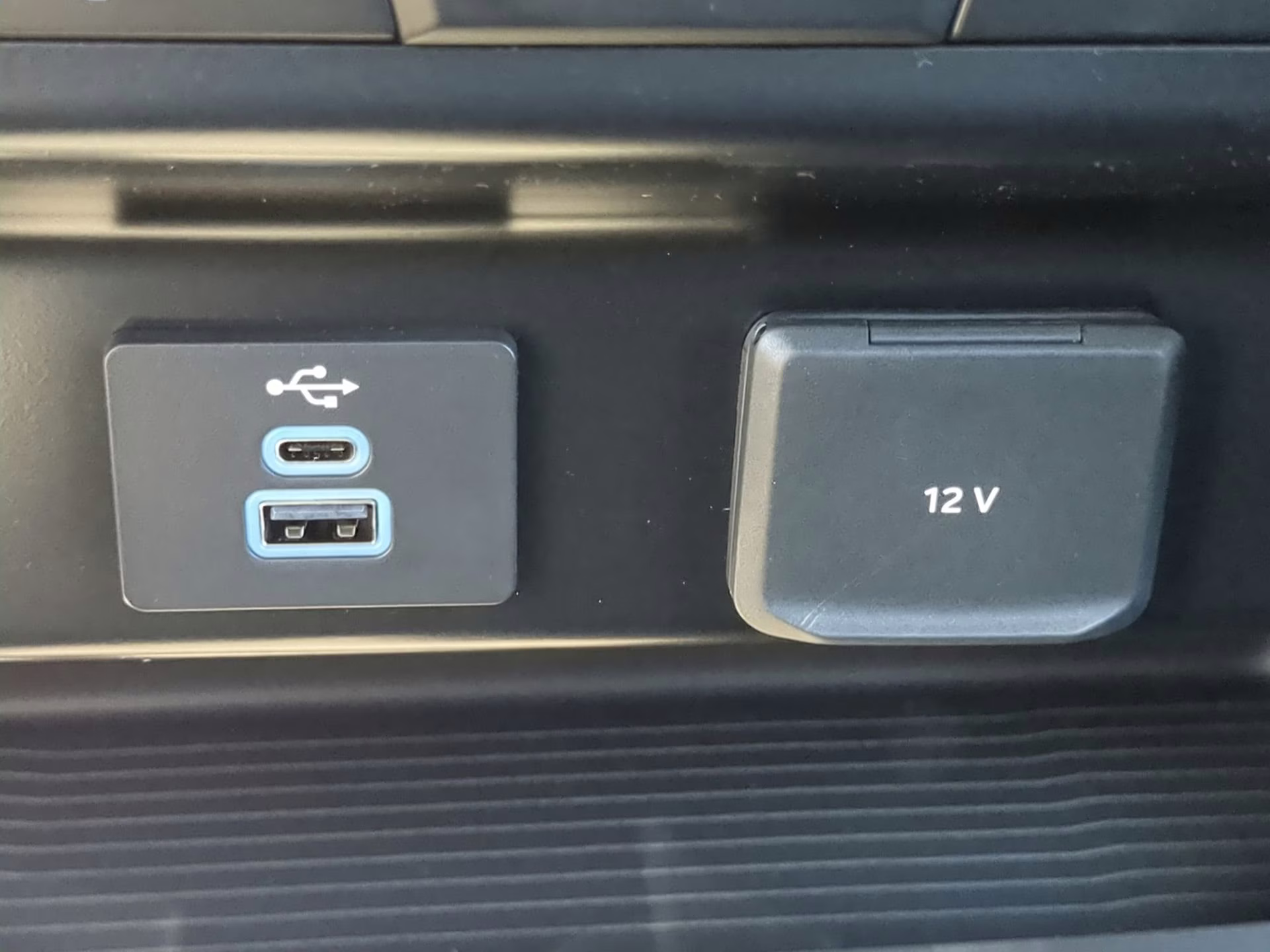 2026 Carbonized Gray Metallic Ford Super Duty F-250 SRW XL Crew Cab Pickup 4X4 Truck