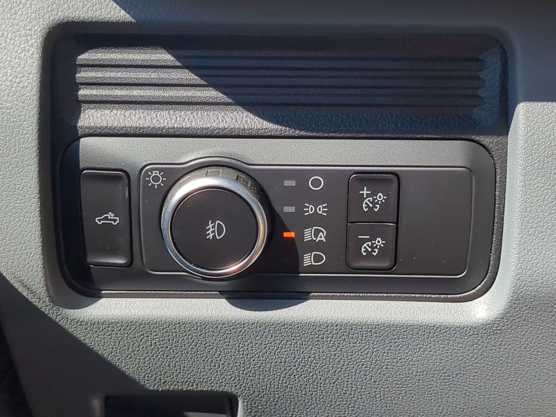 2026 Carbonized Gray Metallic Ford Super Duty F-250 SRW XL Crew Cab Pickup 4X4 Truck