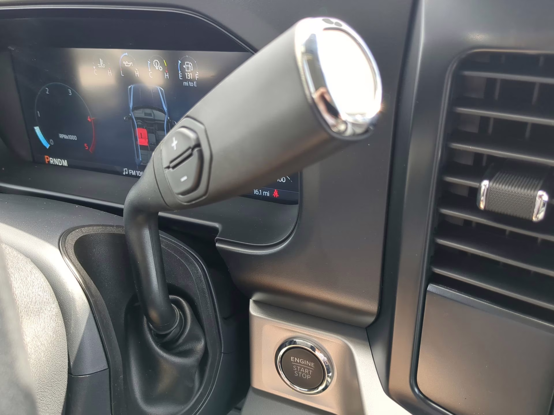 2026 Avalanche Ford Super Duty F-250 SRW XLT Crew Cab Pickup 4X4 Truck