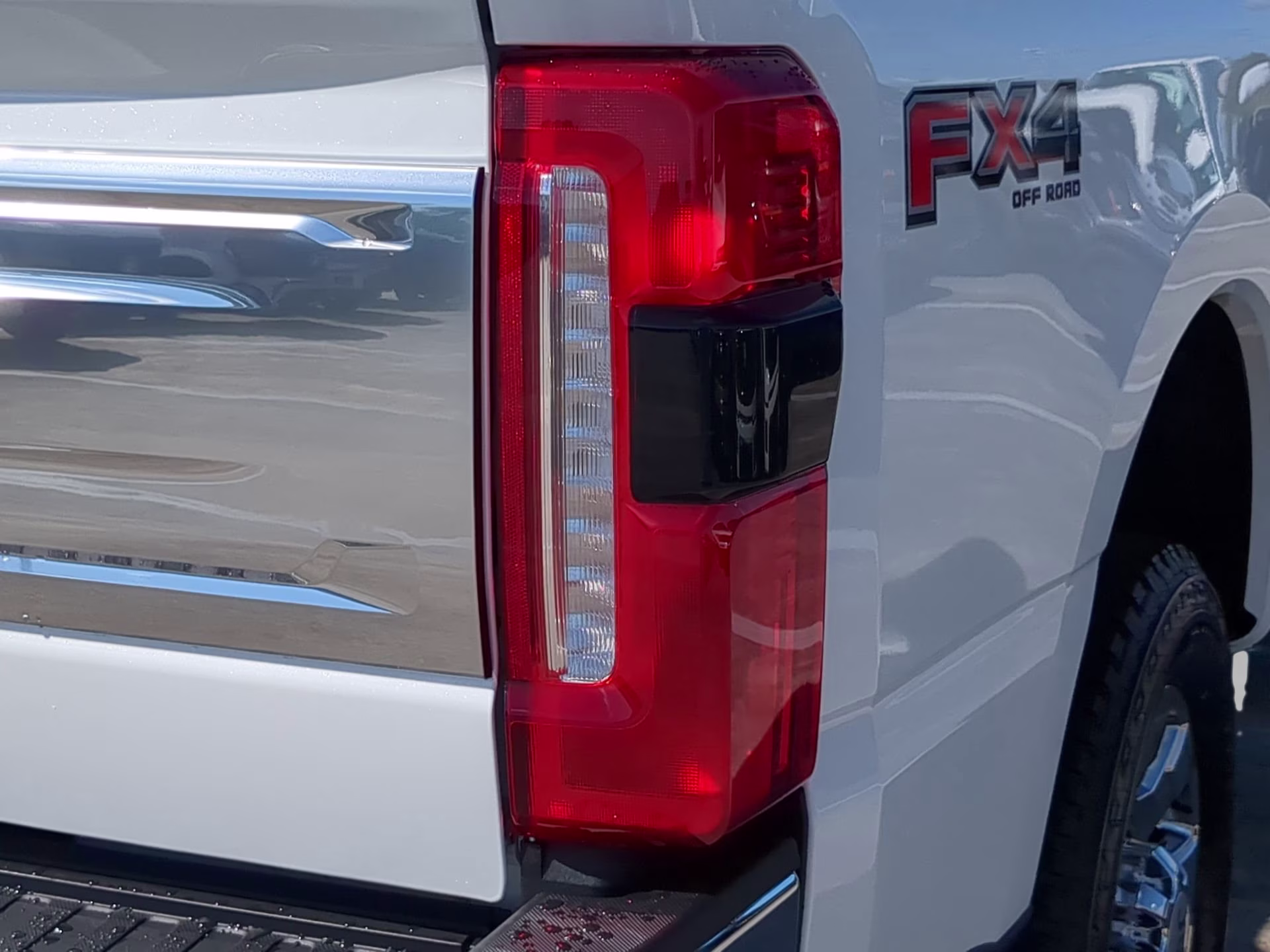 2026 Star White Metallic Tri-Coat Ford Super Duty F-350 SRW King Ranch Crew Cab Pickup 4X4 Truck
