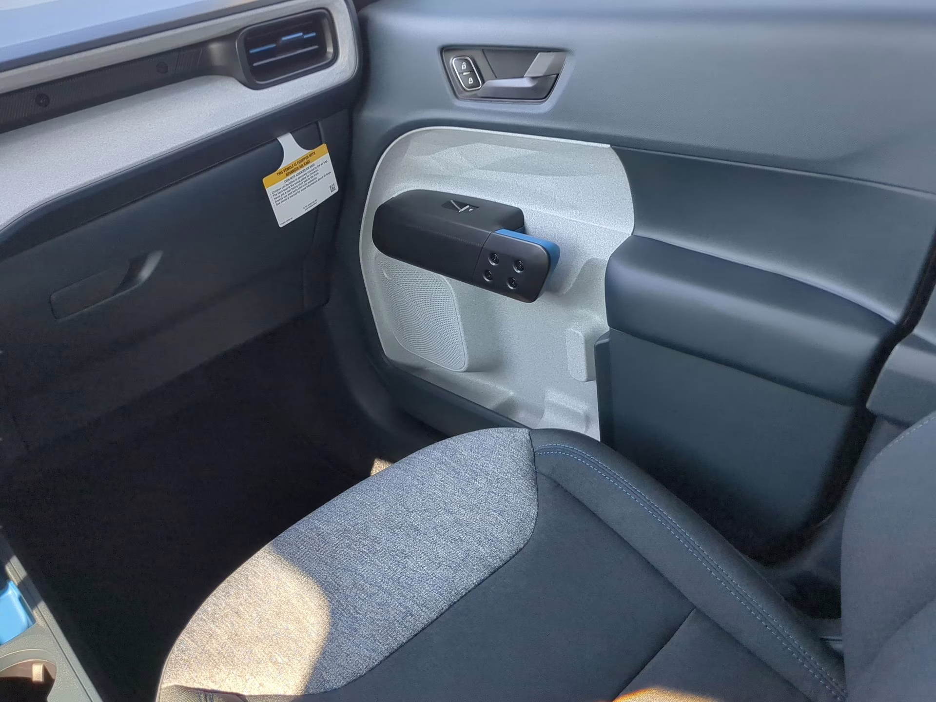 2025 Space White Metallic Ford Maverick XLT Crew Cab Pickup AWD Truck