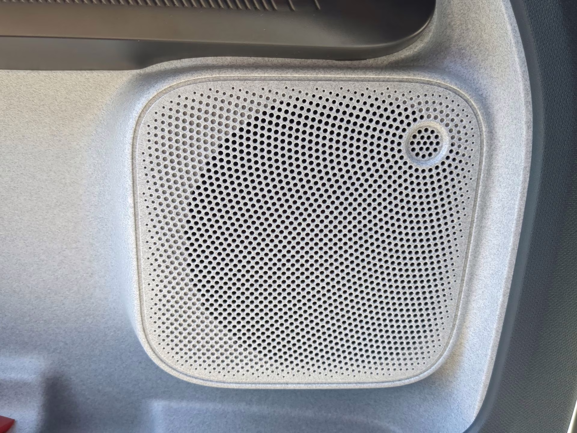 2025 Space White Metallic Ford Maverick XLT Crew Cab Pickup AWD Truck