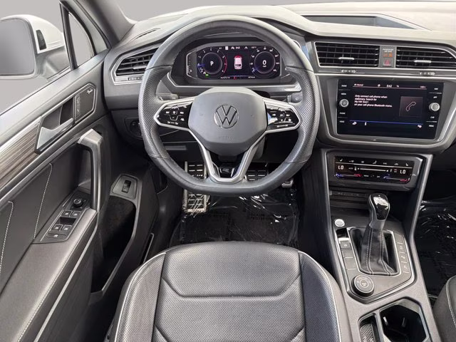 2022 White Pearl Volkswagen Tiguan 2.0T SEL R-Line AWD SUV