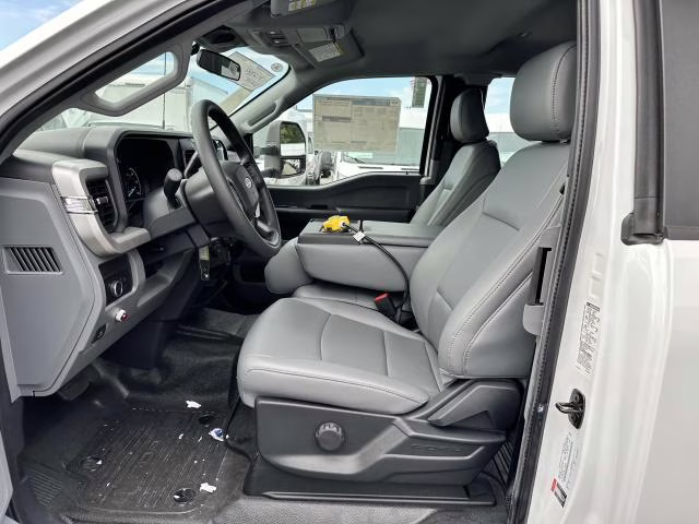 2025 Oxford White Ford Super Duty F-450 DRW XL 4WD SuperCab 192 WB 84 CA 4X4 Truck