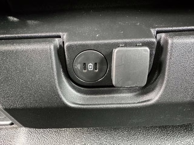 2025 Oxford White Ford Super Duty F-450 DRW XL 4WD SuperCab 192 WB 84 CA 4X4 Truck