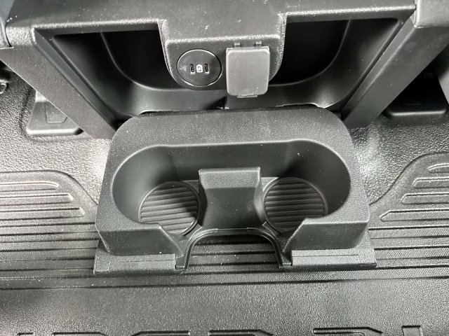 2025 Oxford White Ford Super Duty F-450 DRW XL 4WD SuperCab 192 WB 84 CA 4X4 Truck