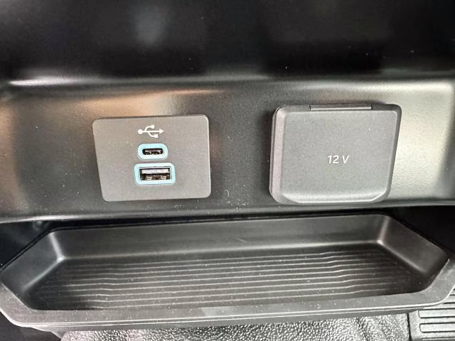 2025 Oxford White Ford Super Duty F-450 DRW XL 4WD SuperCab 192 WB 84 CA 4X4 Truck