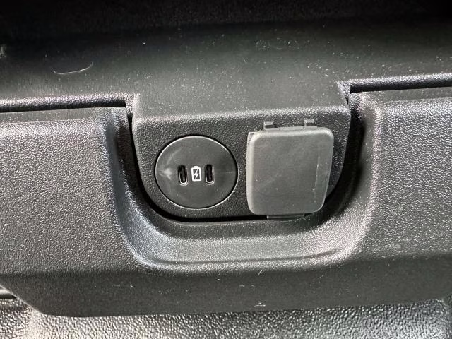 2025 Oxford White Ford Super Duty F-550 DRW XL 4WD SuperCab 168 WB 60 CA 4X4 Truck