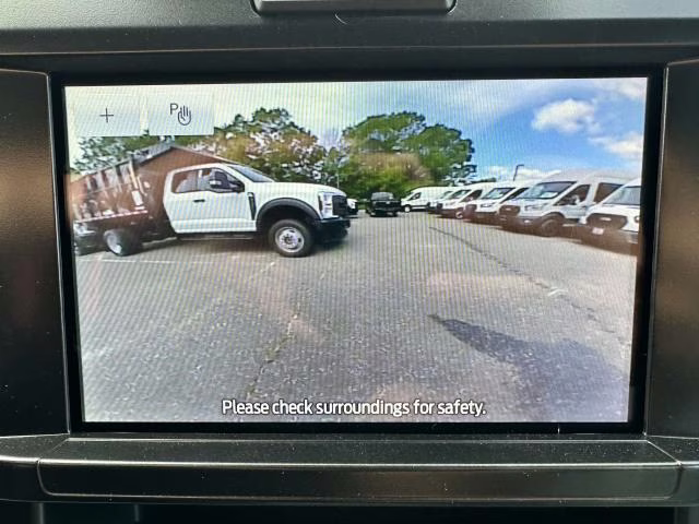 2025 Oxford White Ford Super Duty F-550 DRW XL 4WD SuperCab 168 WB 60 CA 4X4 Truck