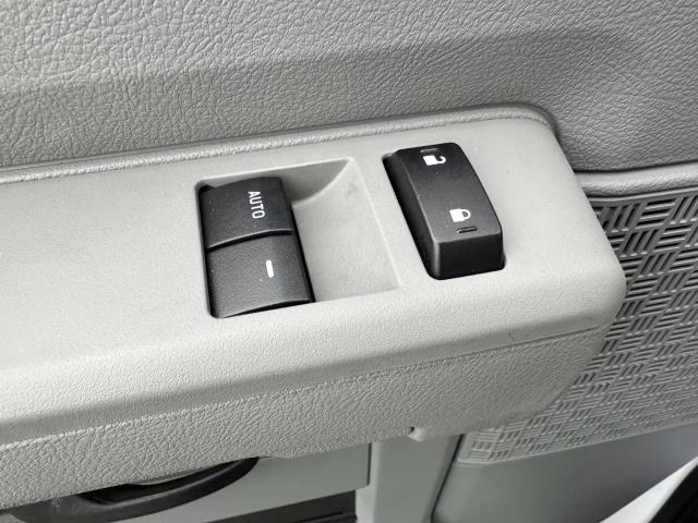 2026 Oxford White Ford E-Series Cutaway E-350 SRW 138 WB RWD Specialty Vehicle