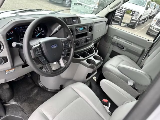 2026 Oxford White Ford E-Series Cutaway E-350 DRW 158 WB RWD Specialty Vehicle