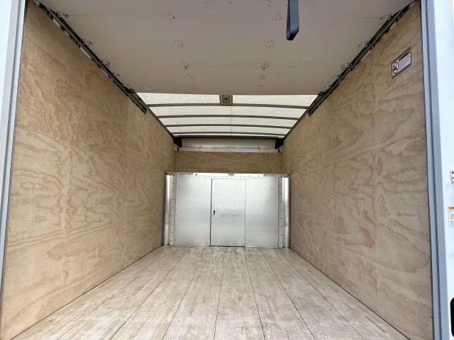 2025 Oxford White Ford E-Series Cutaway E-350 SRW 138 WB RWD Specialty Vehicle