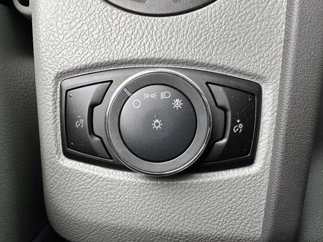 2026 Oxford White Ford E-Series Cutaway E-350 SRW 138 WB RWD Specialty Vehicle