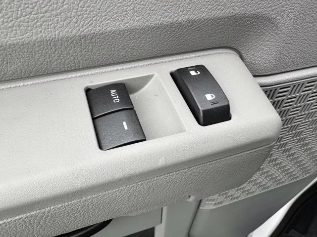 2026 Oxford White Ford E-Series Cutaway E-350 DRW 158 WB RWD Specialty Vehicle