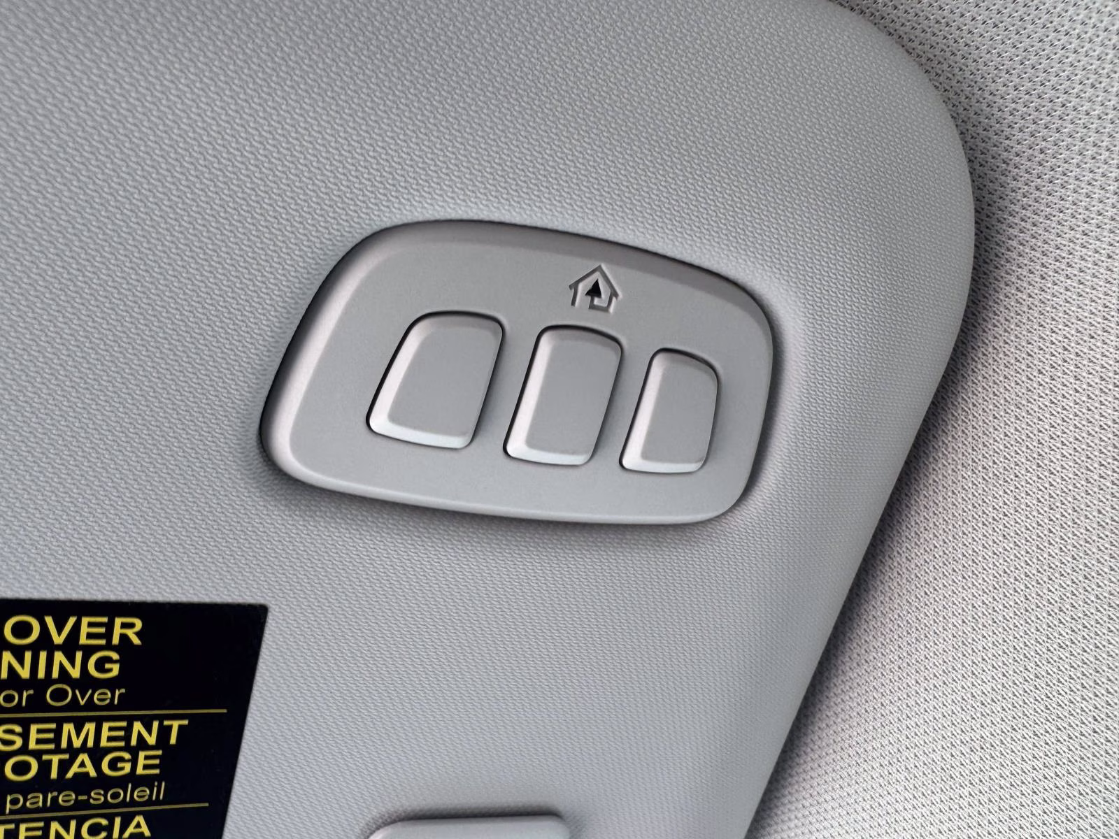 2023 Star White Metallic Tri-Coat Ford Escape PHEV FWD FWD SUV