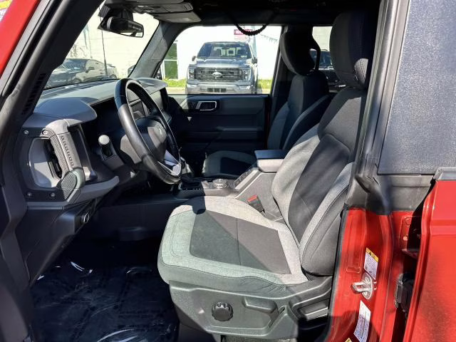 2023 Hot Pepper Red Metallic Tinted Clearcoat Ford Bronco Big Bend 4 Door 4x4 4X4 SUV