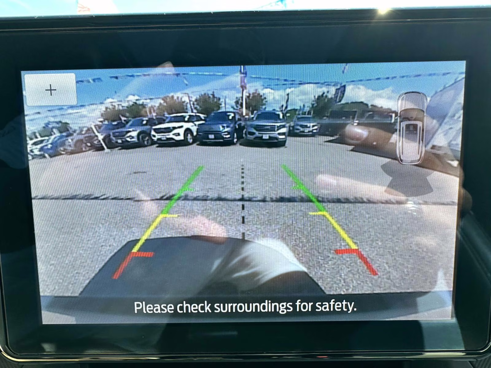 2023 Iconic Silver Metallic Ford Explorer XLT 4WD 4X4 SUV