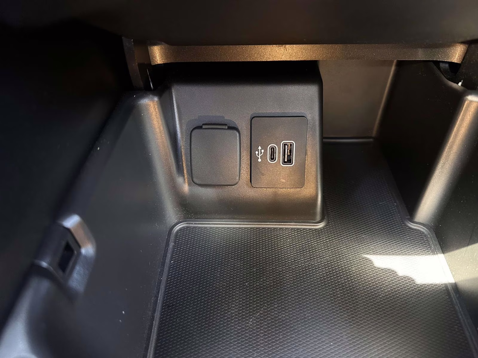 2025 Agate Black Metallic Ford Explorer Active 4WD 4X4 SUV