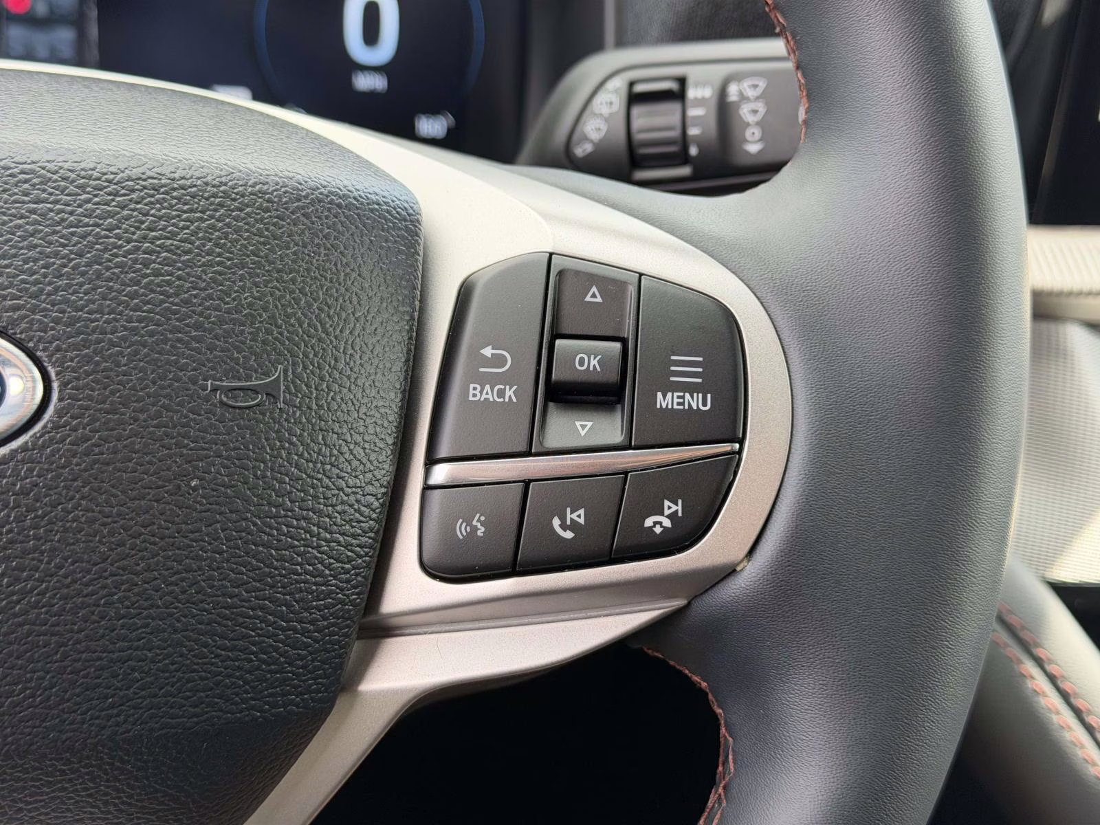 2025 Gray Ford Explorer Active 4WD 4X4 SUV